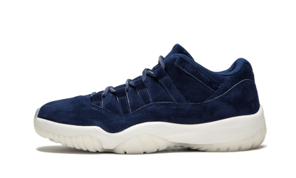 11 Retro Low "RE2PECT" AV2187 441