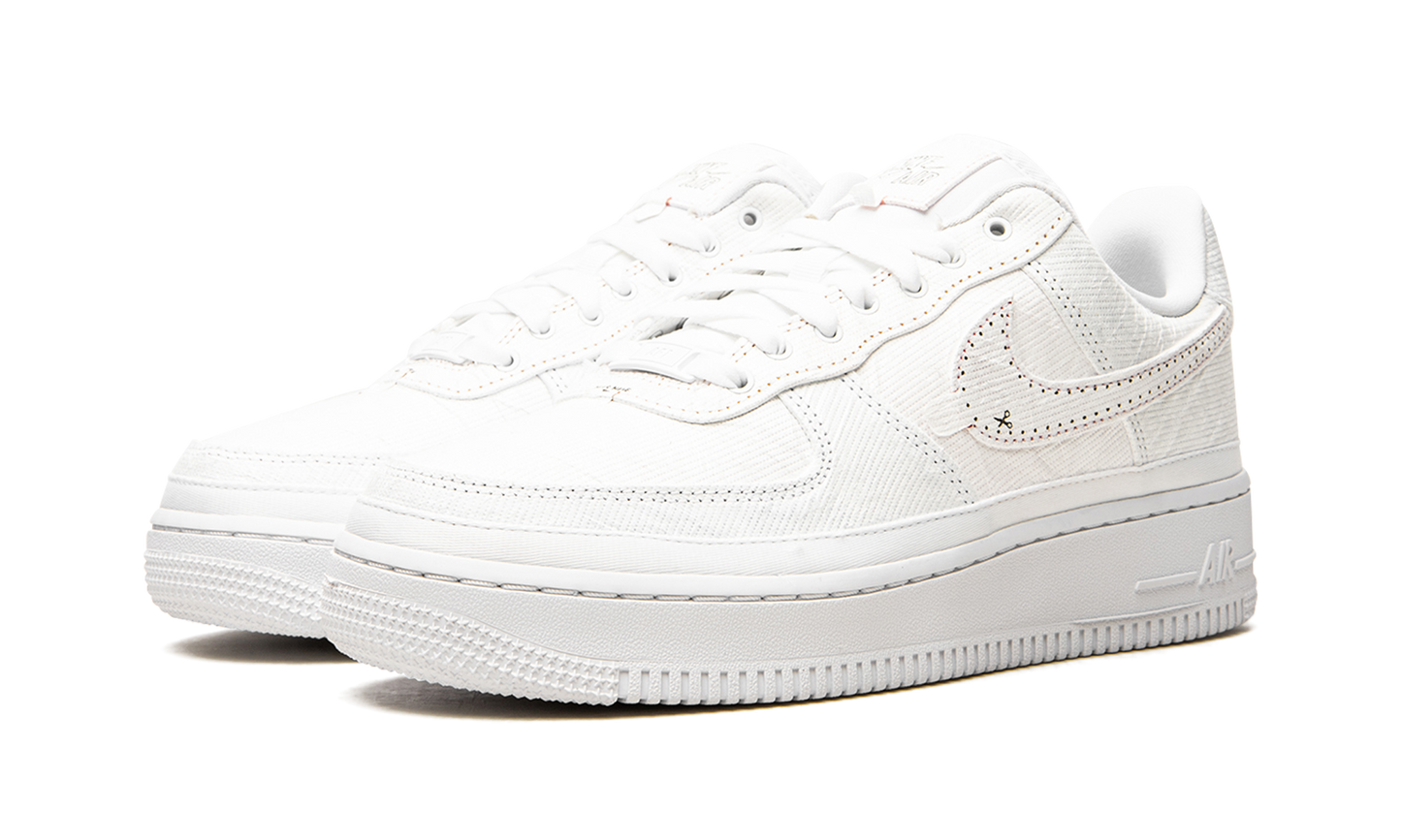AIR FORCE 1 LO LX WMNS"Reveal" CJ1650 101