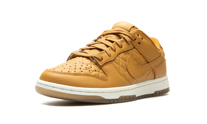 DUNK LO MNS WMNS"Quilted Wheat" DX3374 700