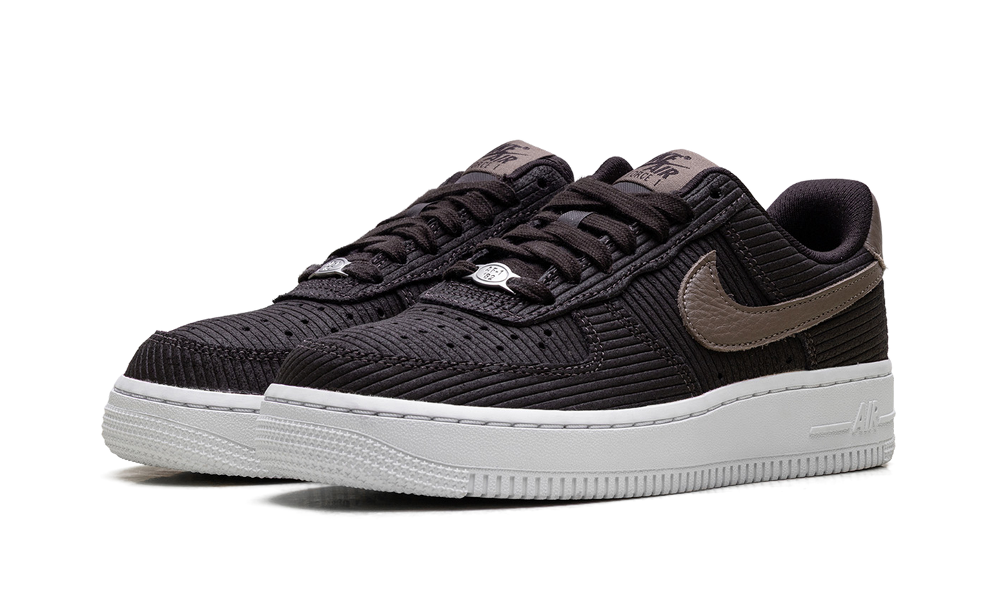 Air Force 1'07 WMNS"Corduroy Velvet Brown" IM6533 200