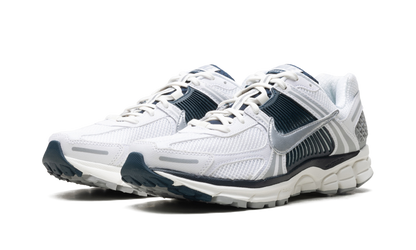 Air Zoom Vomero 5 WMNS"White Armory Navy" HV2412 100