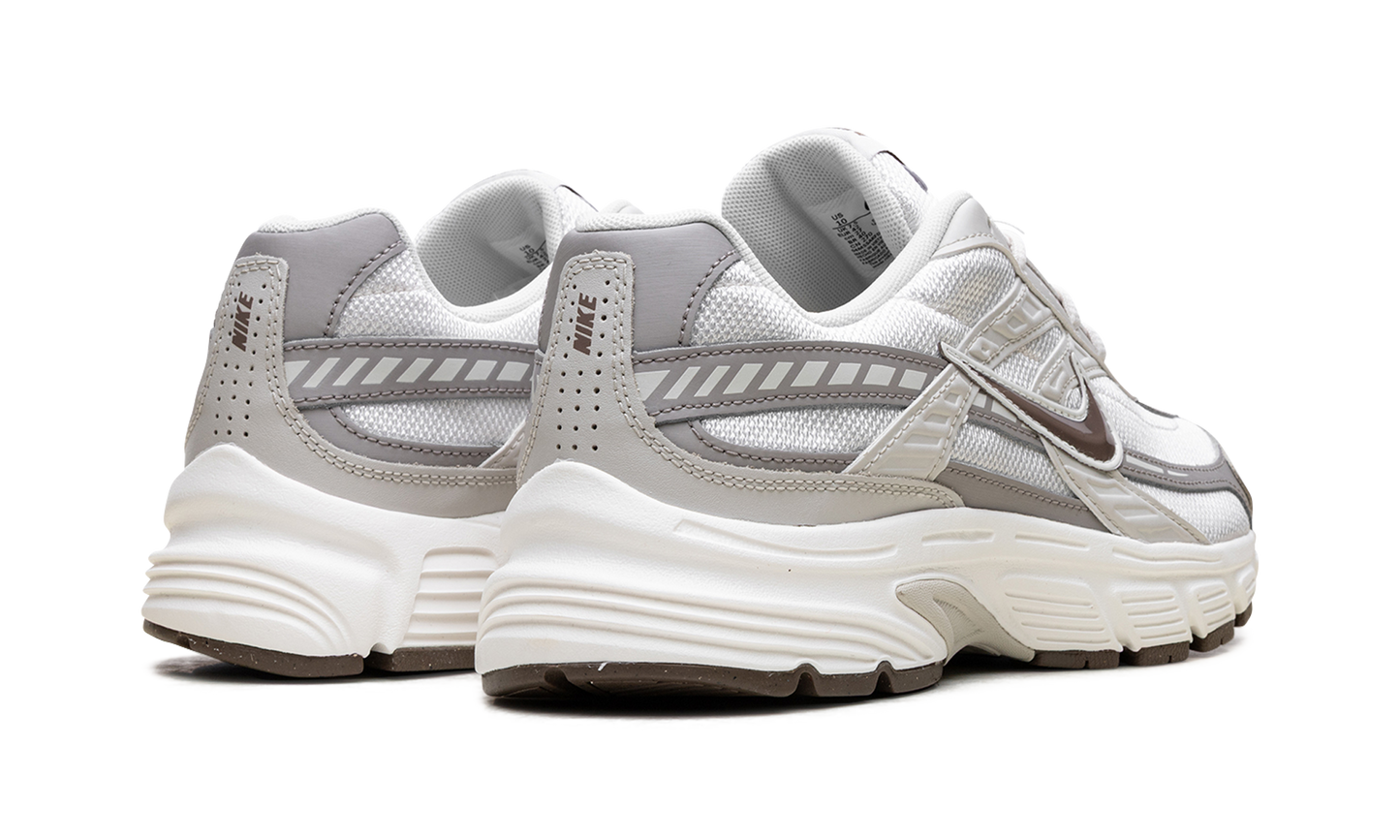 Initiator WMNS"Phantom Light Bone Sail Mink Brown" IB4339 001