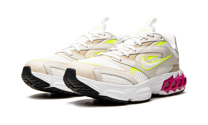 WMNS Zoom Air Fire"Summit White and Total Orange" CW3876 106