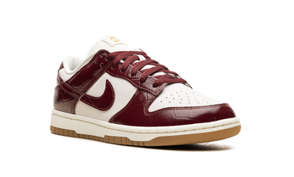 Wmns Dunk Low LX"Team Red Croc" FJ2260 004